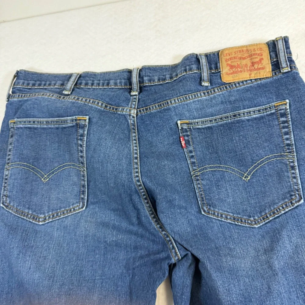 Levis 514 Straight Fit Mens Jeans Blue Medium Wash Denim 38x32 8022